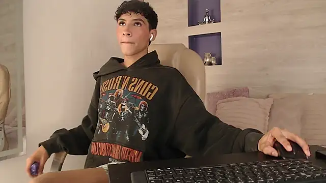 Velvet An online show from April 15, 4:12 am