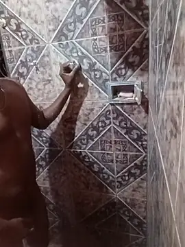 rogeriobastospqdt online show from April 15, 8:03 am