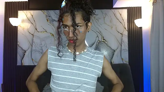 triiangel latinboy online show from April 16, 12:21 am