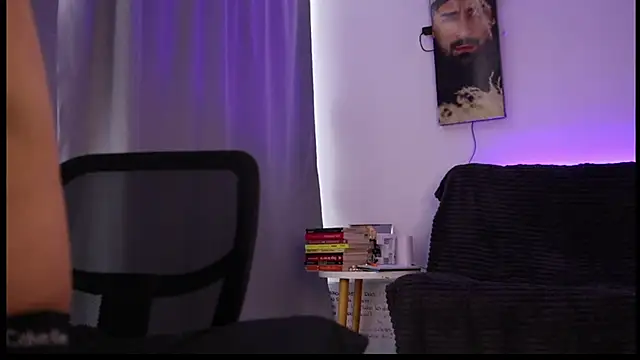 miike smit online show from April 15, 2:17 pm