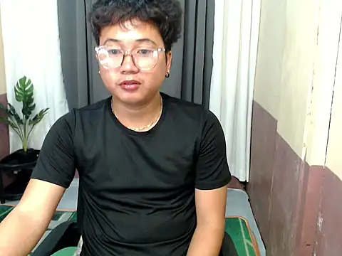 Soctober online show from April 14, 4:06 pm