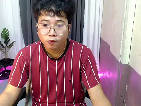 Soctober online show from April 13, 3:56 pm