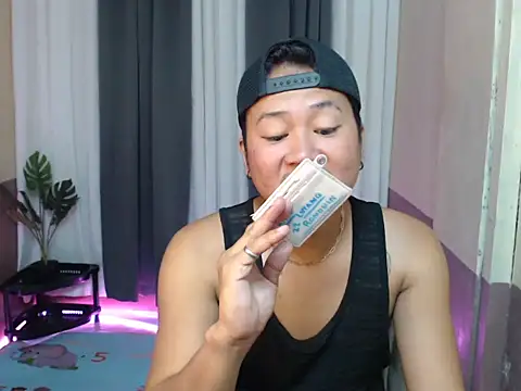 Soctober online show from April 18, 1:56 pm