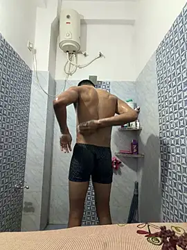ronniee21 online show from June 11, 6:22 am
