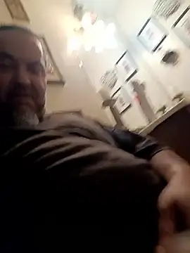 MrBustNut2026 online show from April 13, 10:54 pm