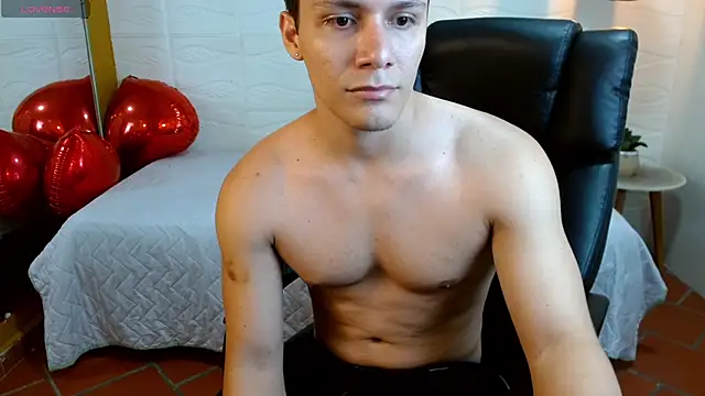 Zayn clausen online show from April 15, 6:19 pm