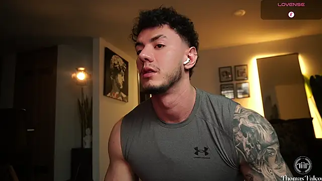 Thomas Falcon1 online show from April 18, 1:18 am