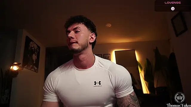 Thomas Falcon1 online show from April 17, 12:57 am