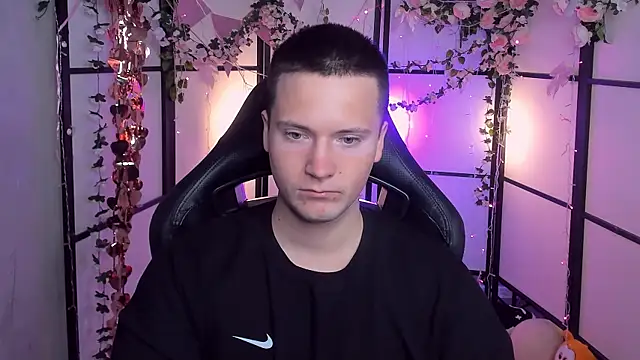 ZackVibe online show from April 14, 5:40 am