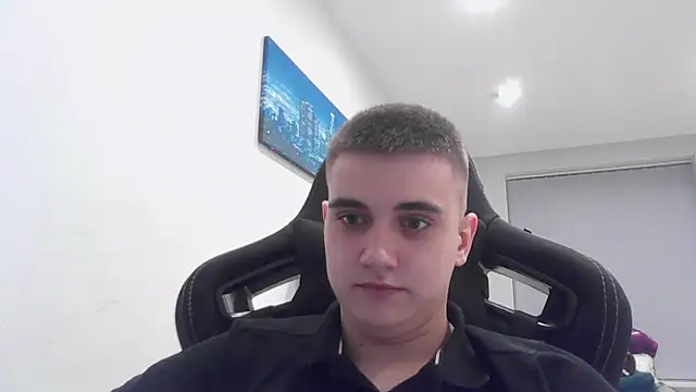 WARDEN w online show from April 16, 5:46 pm