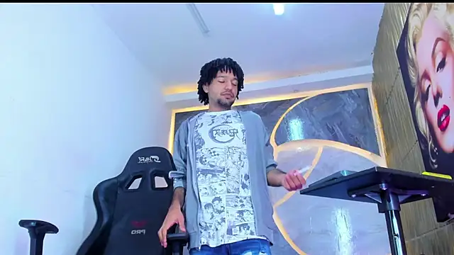 Josh Hot Sex online show from April 16, 11:54 am