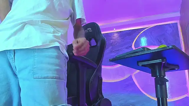 Josh Hot Sex online show from April 14, 12:38 pm