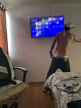 wylbunny online show from April 16, 8:42 pm