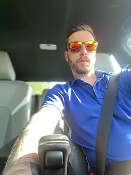 comegetit247 online show from April 14, 8:52 pm