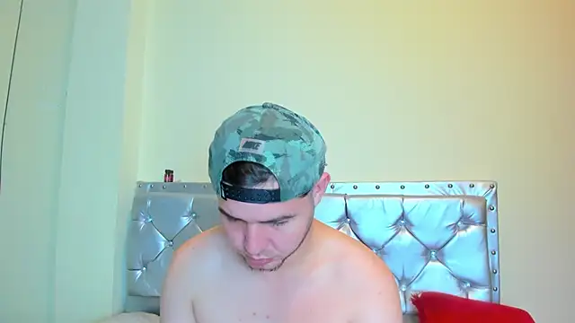 matthew gill online show from April 14, 3:00 pm