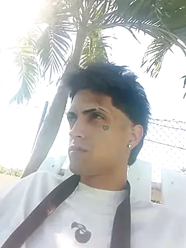 CubaxxxPeneGrande online show from April 15, 8:20 pm