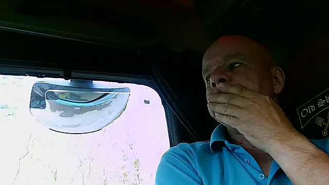 mannohmann5 online show from April 16, 5:13 pm