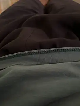 warm milk69 online show from May 2, 3:31 am