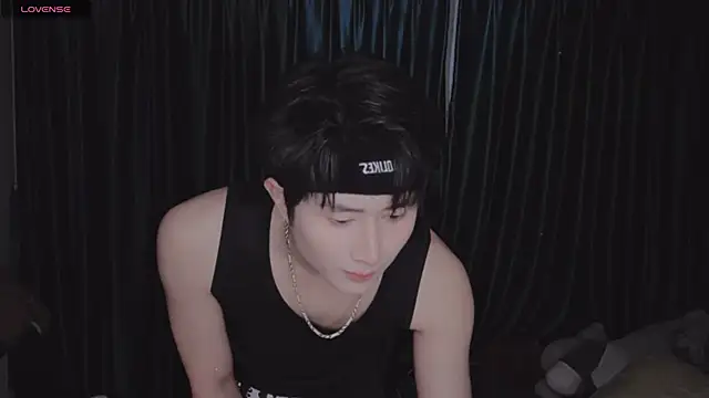 Zz YuunaSSquart zZ online show from April 19, 12:59 pm