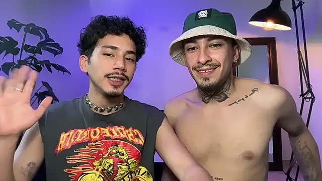 Noah and Steven online show from June 21, 7:41 pm
