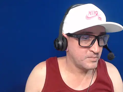 HairyCouple online show from April 23, 1:21 am