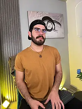 DomBoy  online show from July 12, 8:11 pm