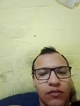 Marciosafado25 online show from July 5, 9:00 pm