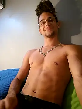 Kyle ares online show from April 30, 8:57 pm