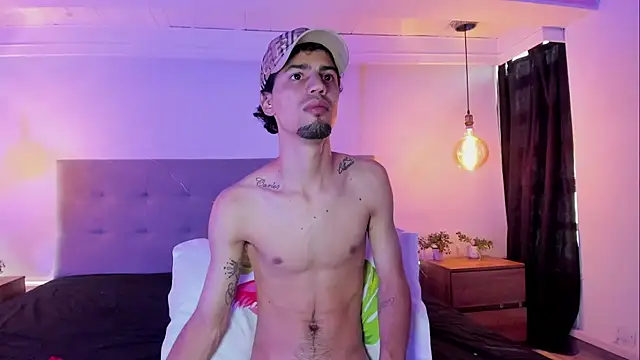 MichaelEvanss  online show from May 21, 1:04 pm
