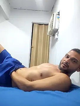 Lucasnono online show from May 9, 2:56 am