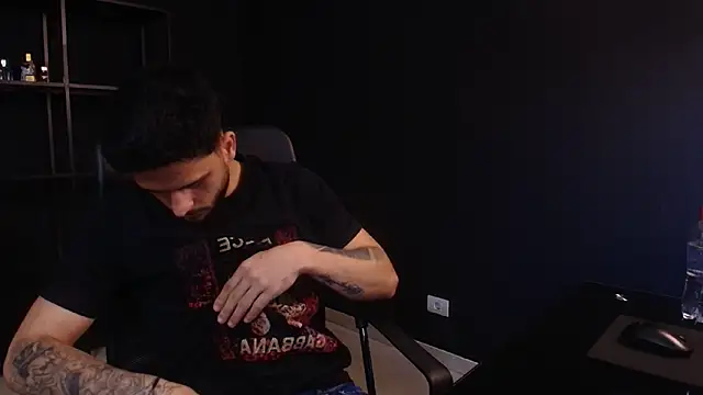 TroyWadee online show from May 26, 4:08 am