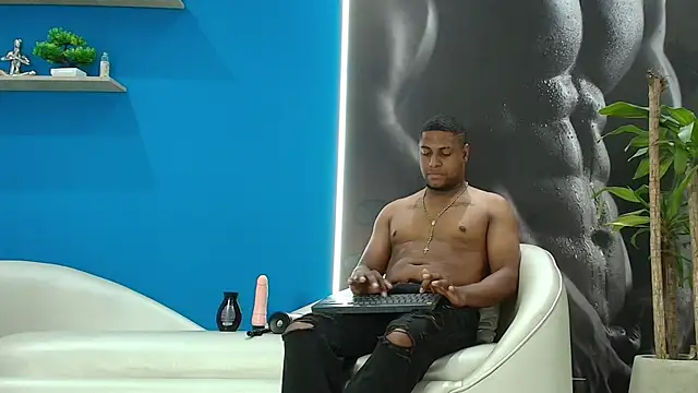 GeorgeRomano online show from May 26, 1:51 pm