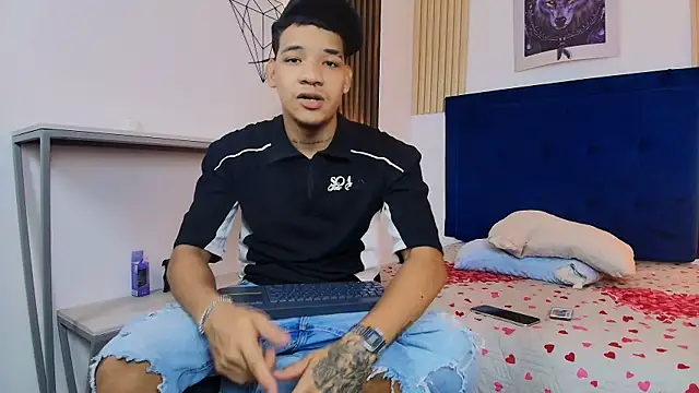 bick jhonn online show from July 7, 7:28 pm