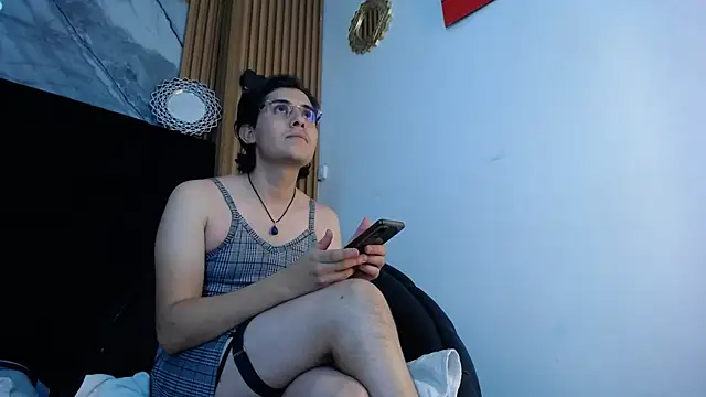 Axel Montes online show from May 27, 3:25 am