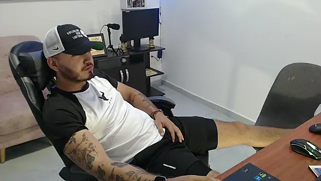 Thiago 420 online show from May 29, 2:21 am