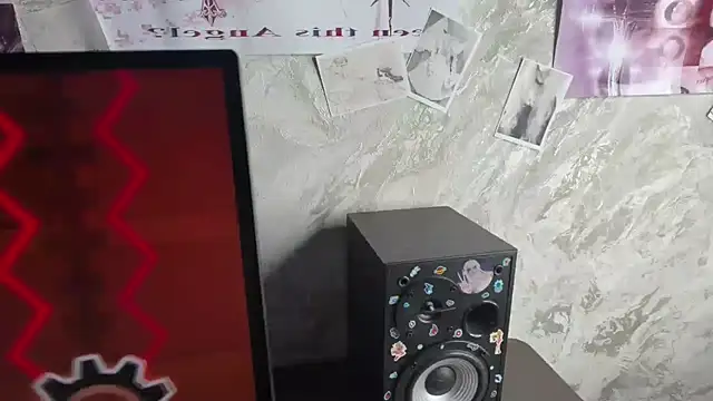 suuuuuus dol online show from June 22, 8:24 pm