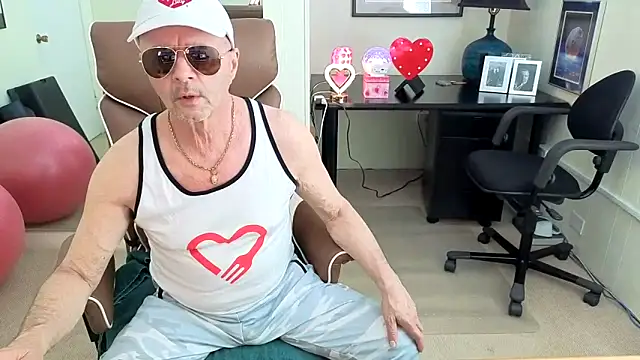 hotdadbod online show from June 26, 9:39 pm