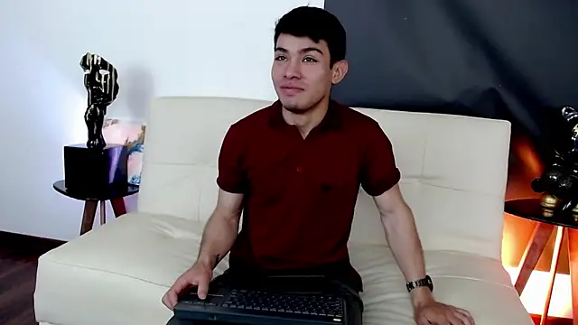 juancho wild online show from May 28, 11:30 am