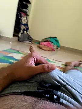 1Horny Boy1 online show from June 2, 4:02 am