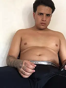 alexerdiego online show from July 7, 6:33 pm