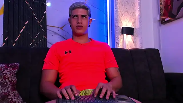 dominic connor online show from May 30, 3:39 am