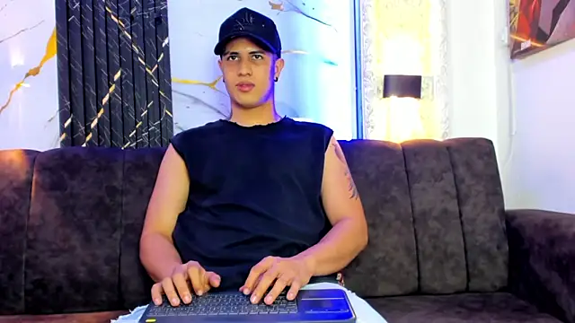 dominic connor online show from May 24, 4:07 am