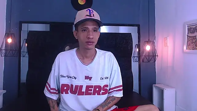 anxiuos miller online show from June 6, 3:34 am