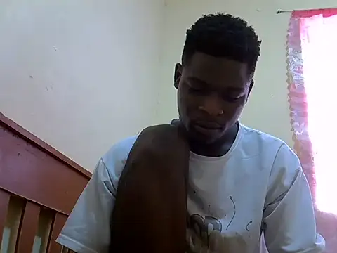 Remy-123 online show from July 14, 10:43 am