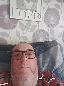 bigdickpeter78 online show from May 30, 7:14 pm