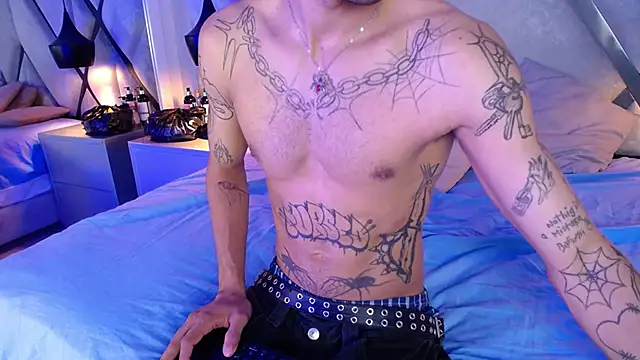 EnzoHunters online show from May 31, 3:51 am