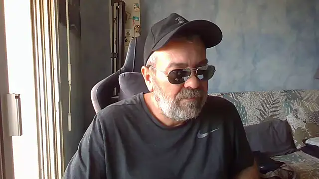panda 06200 online show from June 2, 12:17 pm