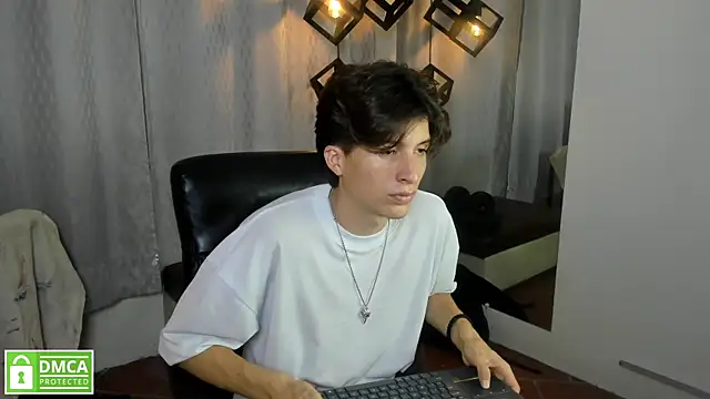 Marcoviolet online show from July 16, 8:27 pm