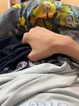Sexy 18 dz online show from June 5, 8:20 am