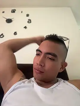 6BabyScorpion6 online show from June 5, 6:46 pm